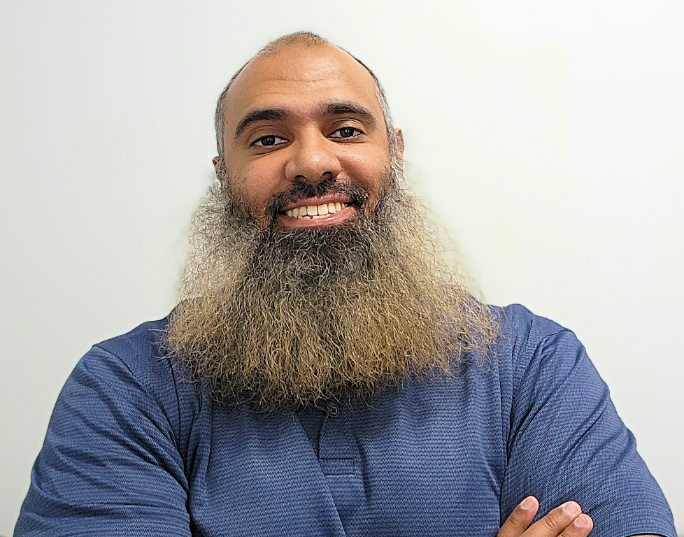 Husayn El Sharif headshot